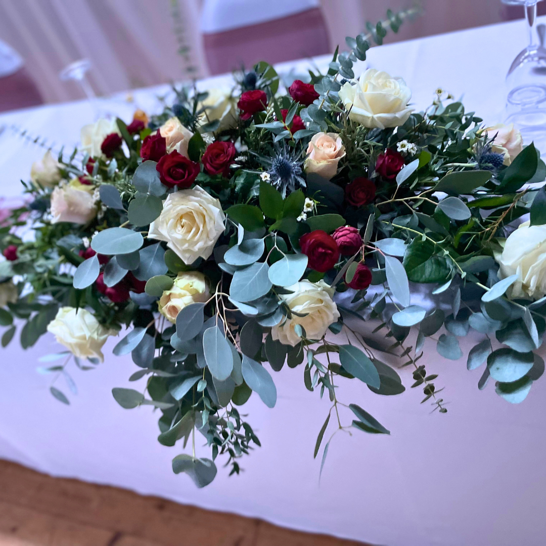 Top Table Decor   Oban Florist The Thistle  The Rose