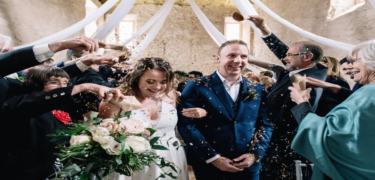 07 Lochnell Castle Wedding Benderloch Confetti Throw 1250x600